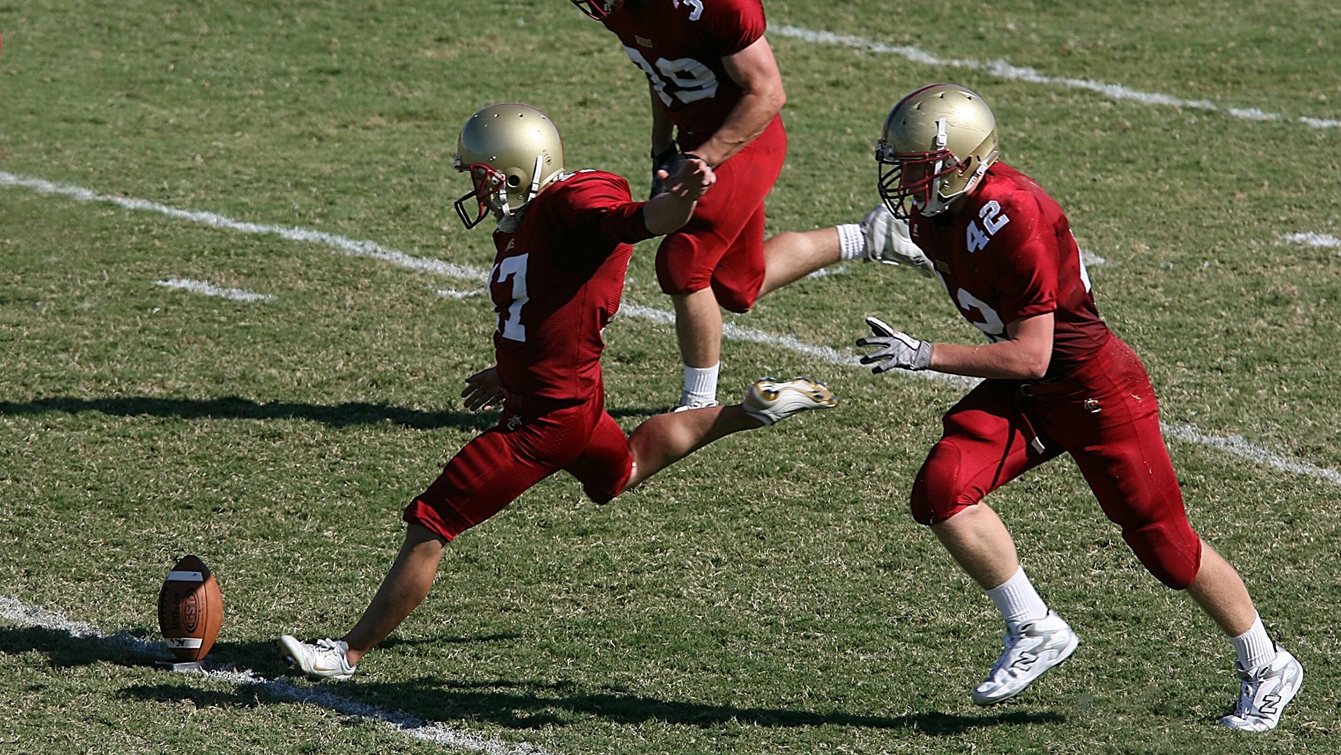 智利鏖战尼斯，当南美狂焰点燃蔚蓝海岸，内马尔仍是那个大场面先生