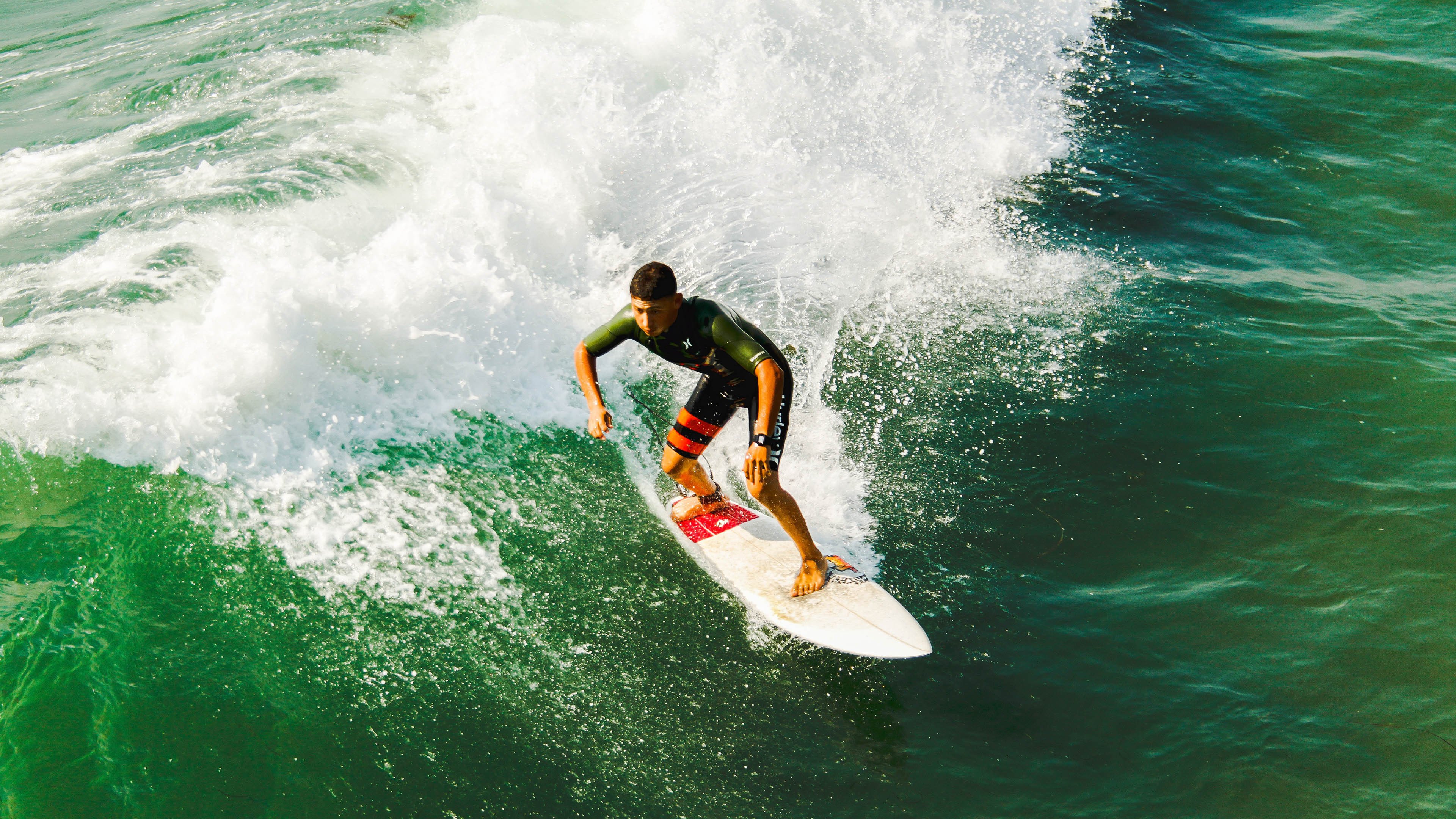 开云体育官网-范弗利特刷新纪录之夜，当尼克斯的钢铁意志撞上魔术的青春风暴